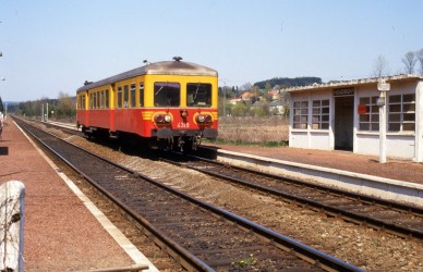 Houdrigny - TH 84-5161.jpg